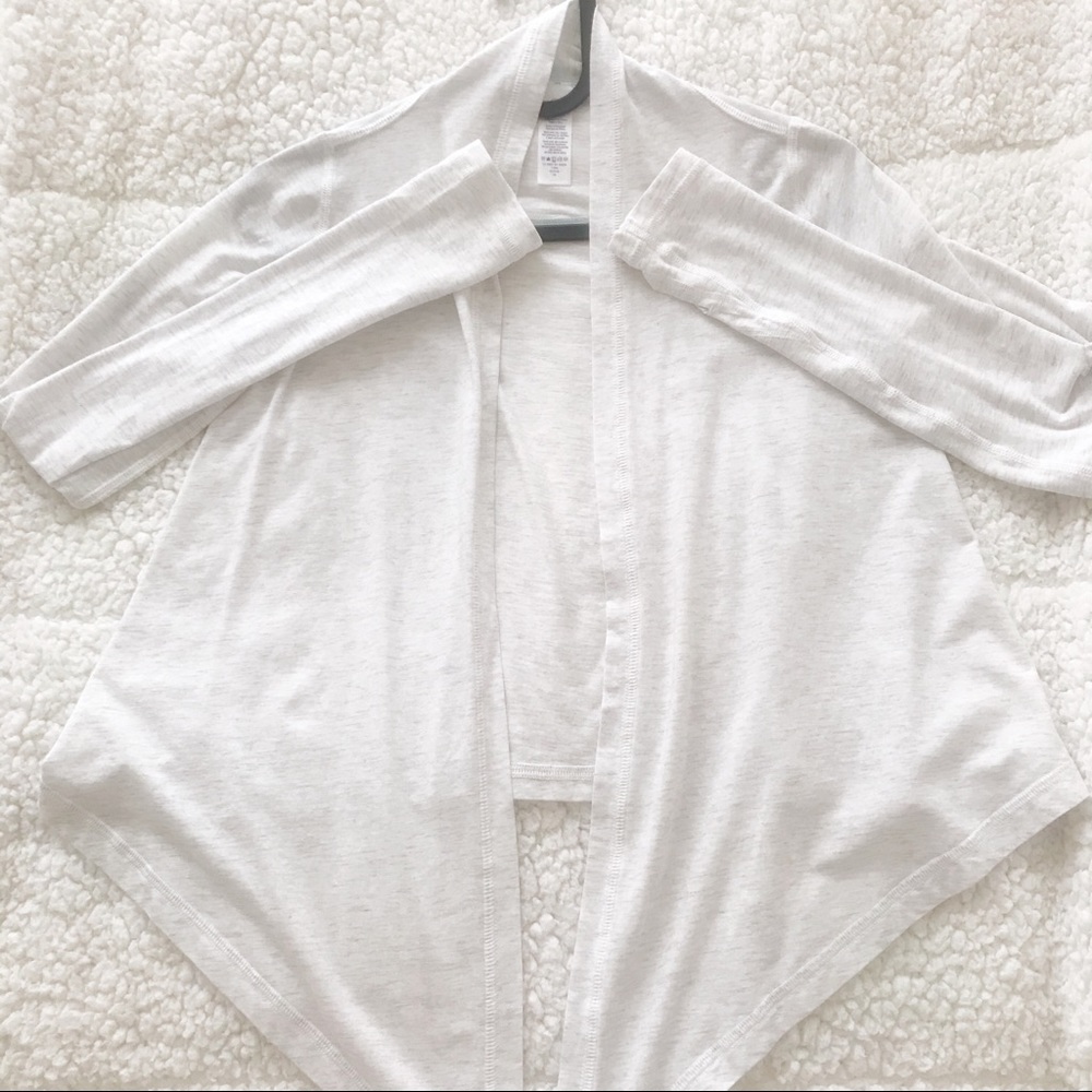 Ivivva Lululemon White Waterfall Cardigan Girls